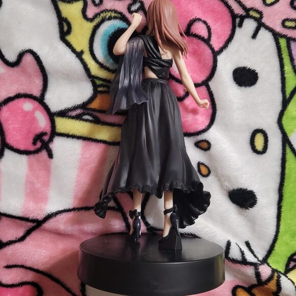 Miku Nakano Kyunties Banpresto Quintuplets Authentic Figure Black Dress Smiling - Picture 5 of 8